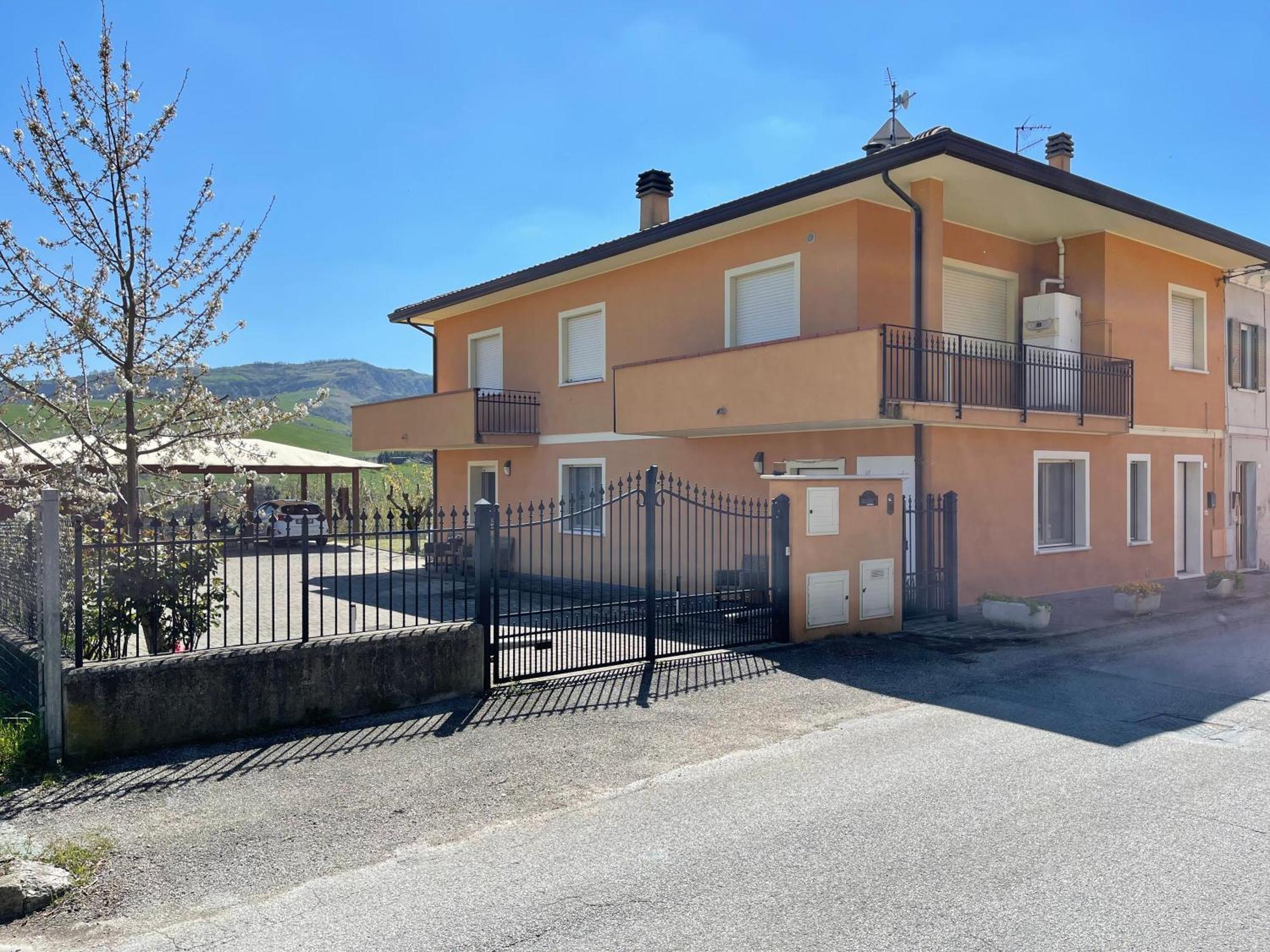 Agriturismo Ca' Maggio Sasso Feltrio Ngoại thất bức ảnh
